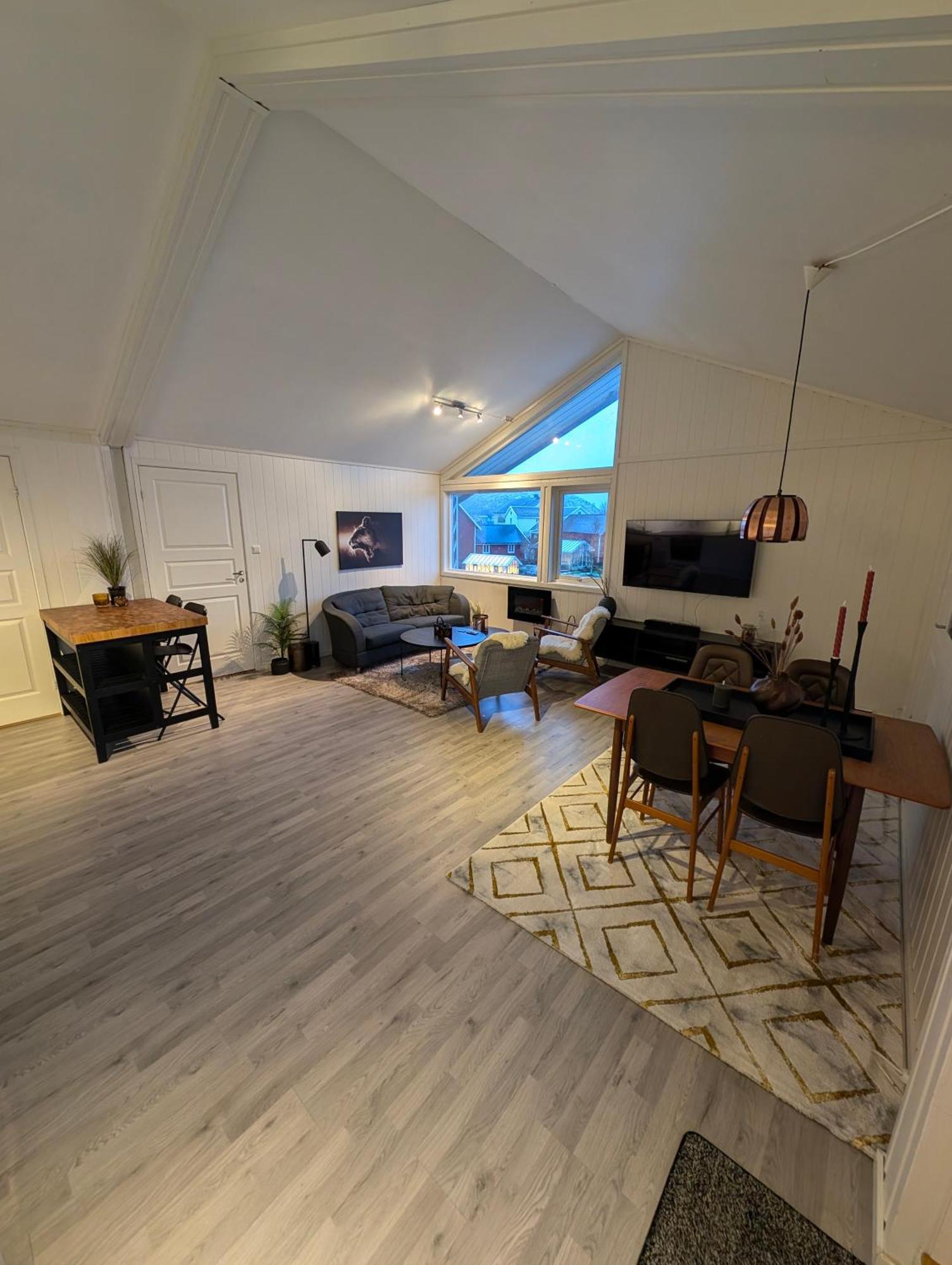 Reine City Apartment ภายนอก รูปภาพ